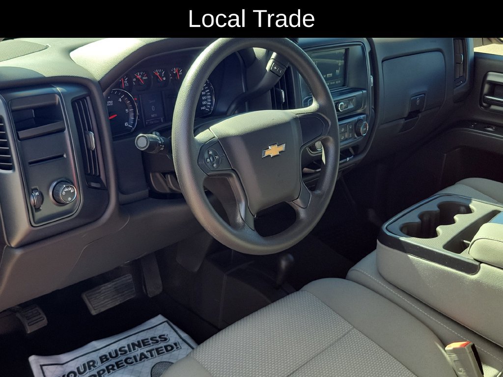 Used 2018 Chevrolet Silverado 1500 Custom w/ Custom Convenience Package AWD/4WD image 8