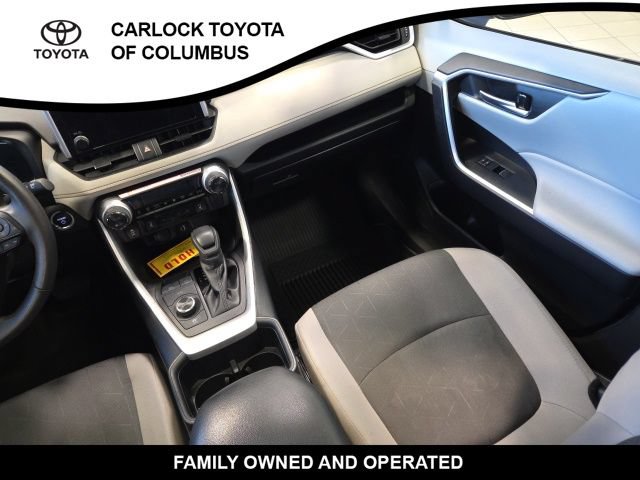 Used 2025 Toyota RAV4 XLE w/ Convenience Package AWD/4WD image 18