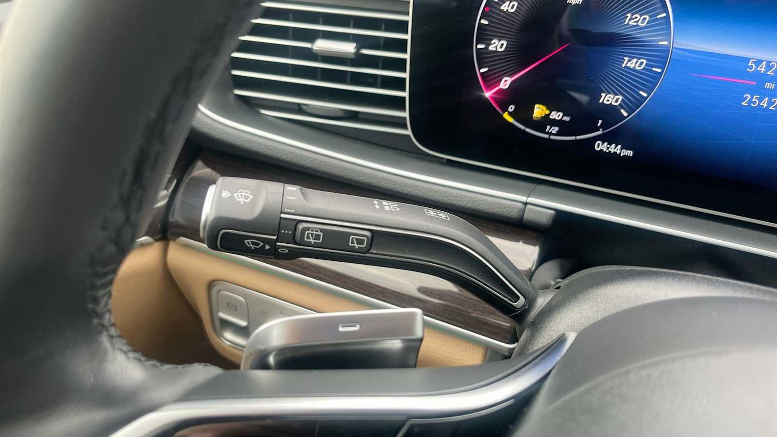 Certified 2024 Mercedes-Benz GLE 350 4MATIC image 41