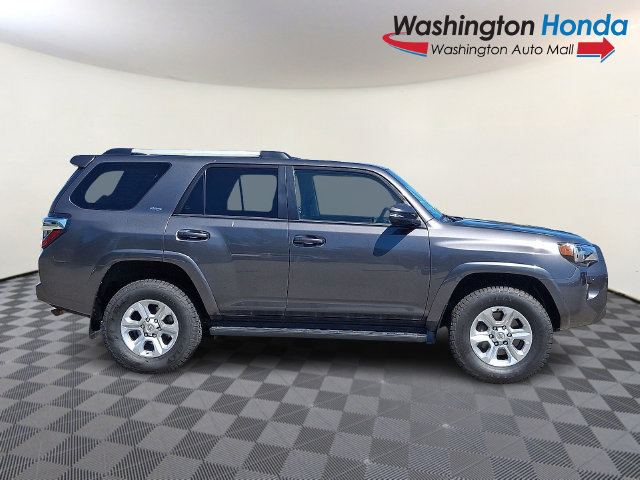 Used 2021 Toyota 4Runner SR5 Premium w/ Moonroof Package AWD/4WD image 7