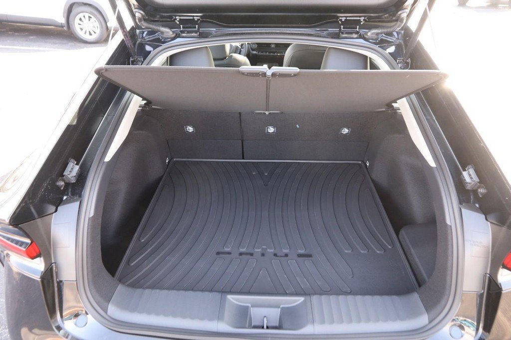 New 2026 Toyota Prius XLE image 7