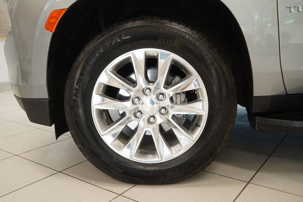 Used 2024 Chevrolet Tahoe Premier w/ Premium Package 2 AWD/4WD image 19