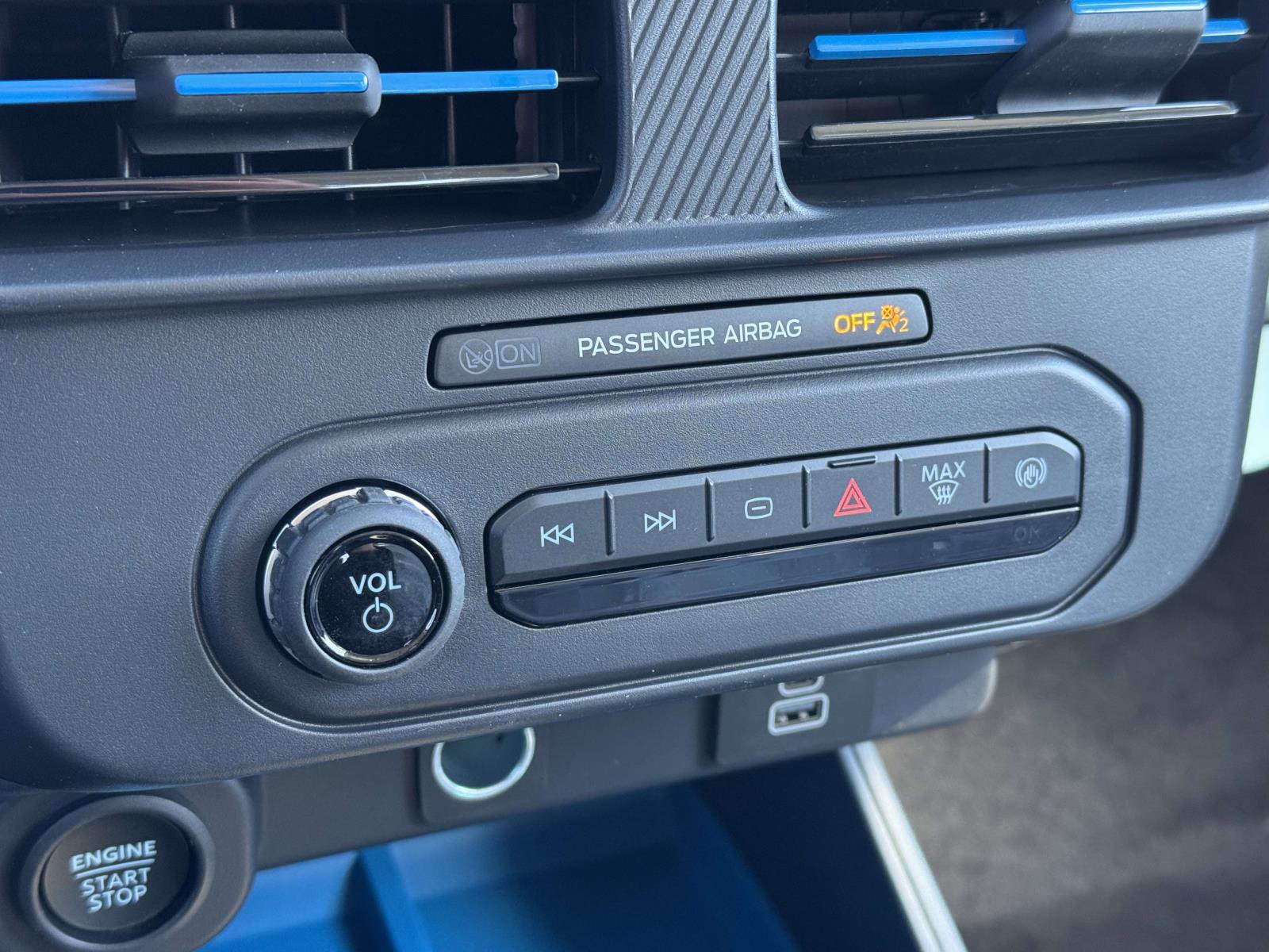 New 2026 Ford Maverick XLT w/ XLT Luxury Package image 28