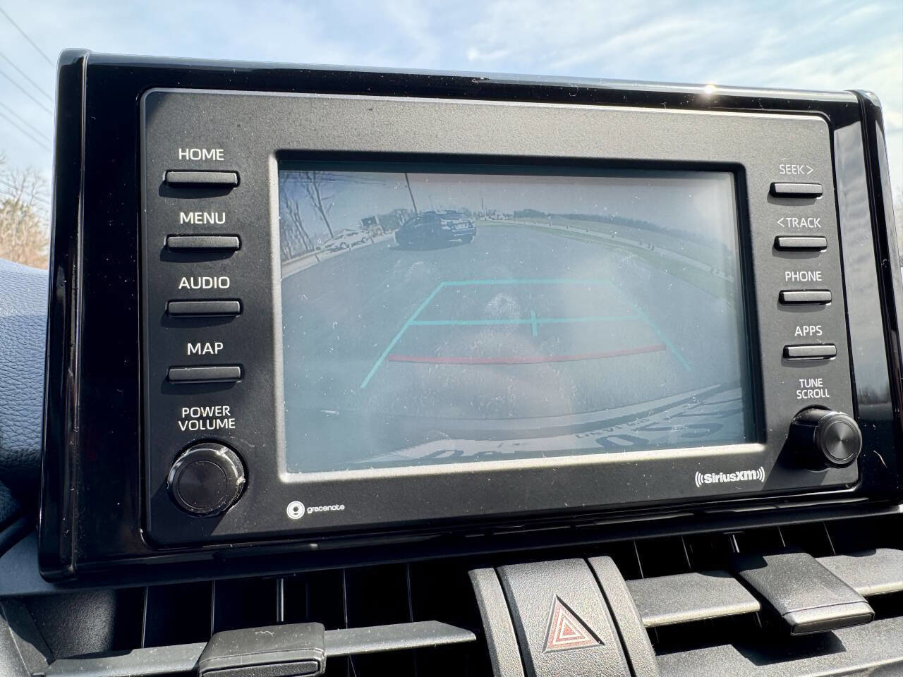 Used 2020 Toyota RAV4 XLE image 16