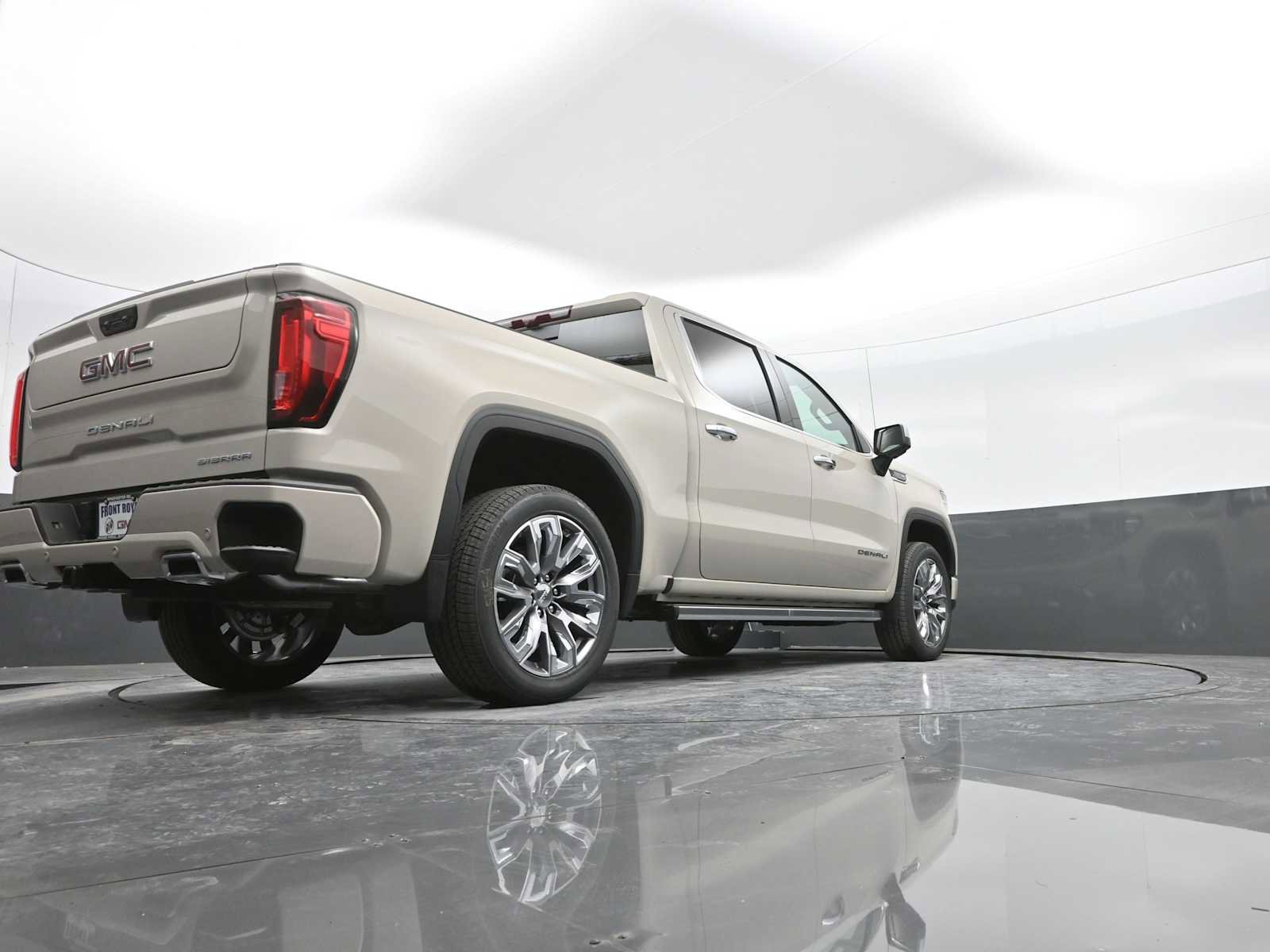 New 2026 GMC Sierra 1500 Denali AWD/4WD image 39