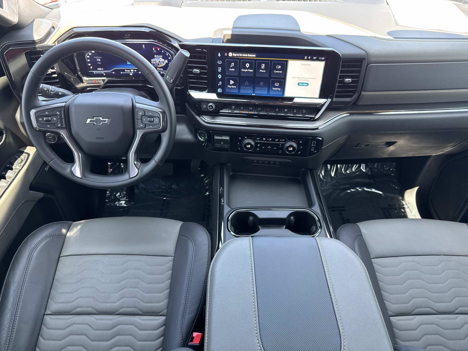 Used 2025 Chevrolet Silverado 2500 ZR2 w/ Technology Package AWD/4WD image 9