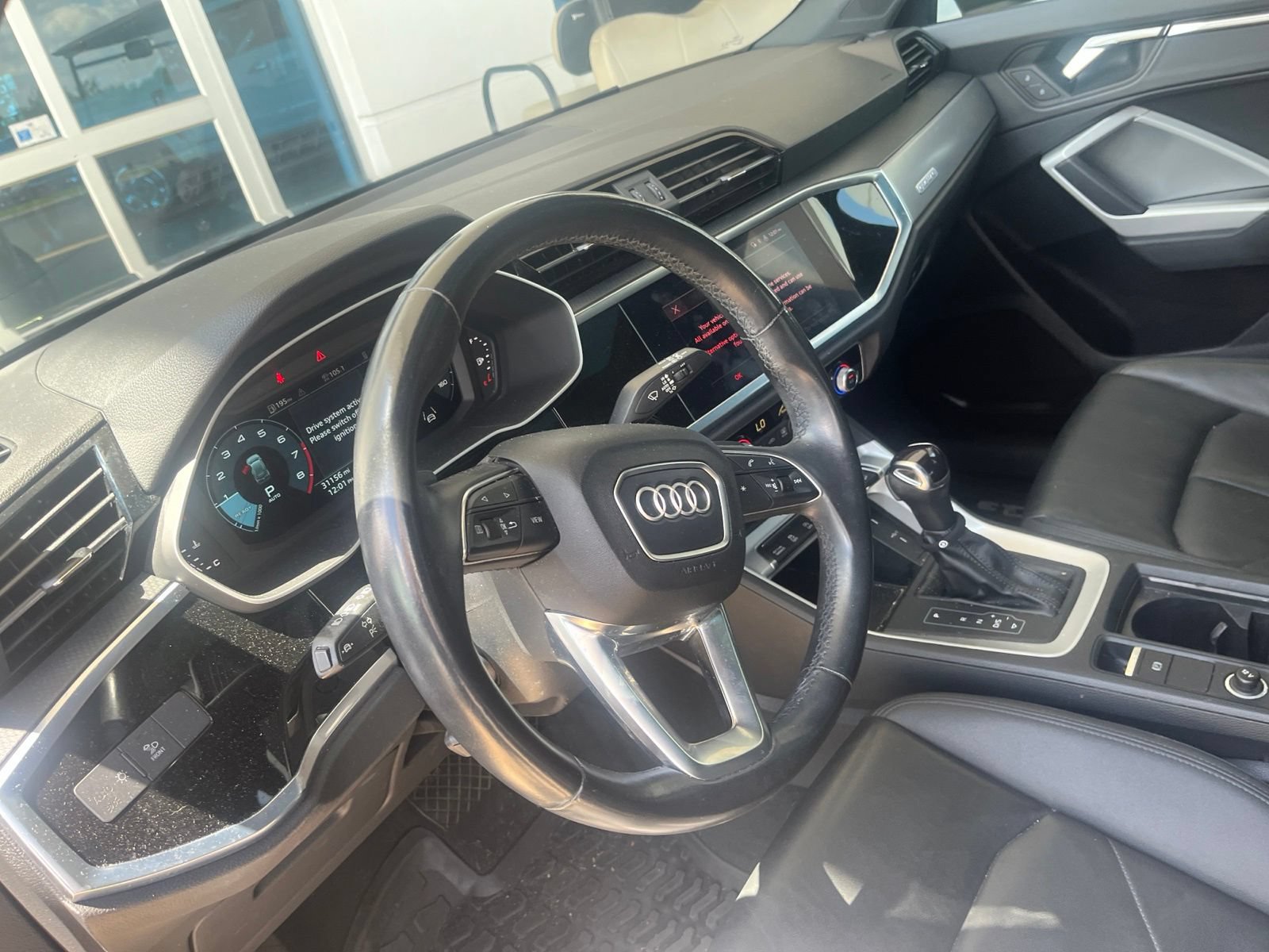 Used 2022 Audi Q3 2.0T Premium Plus w/ Premium Plus Package AWD/4WD image 7