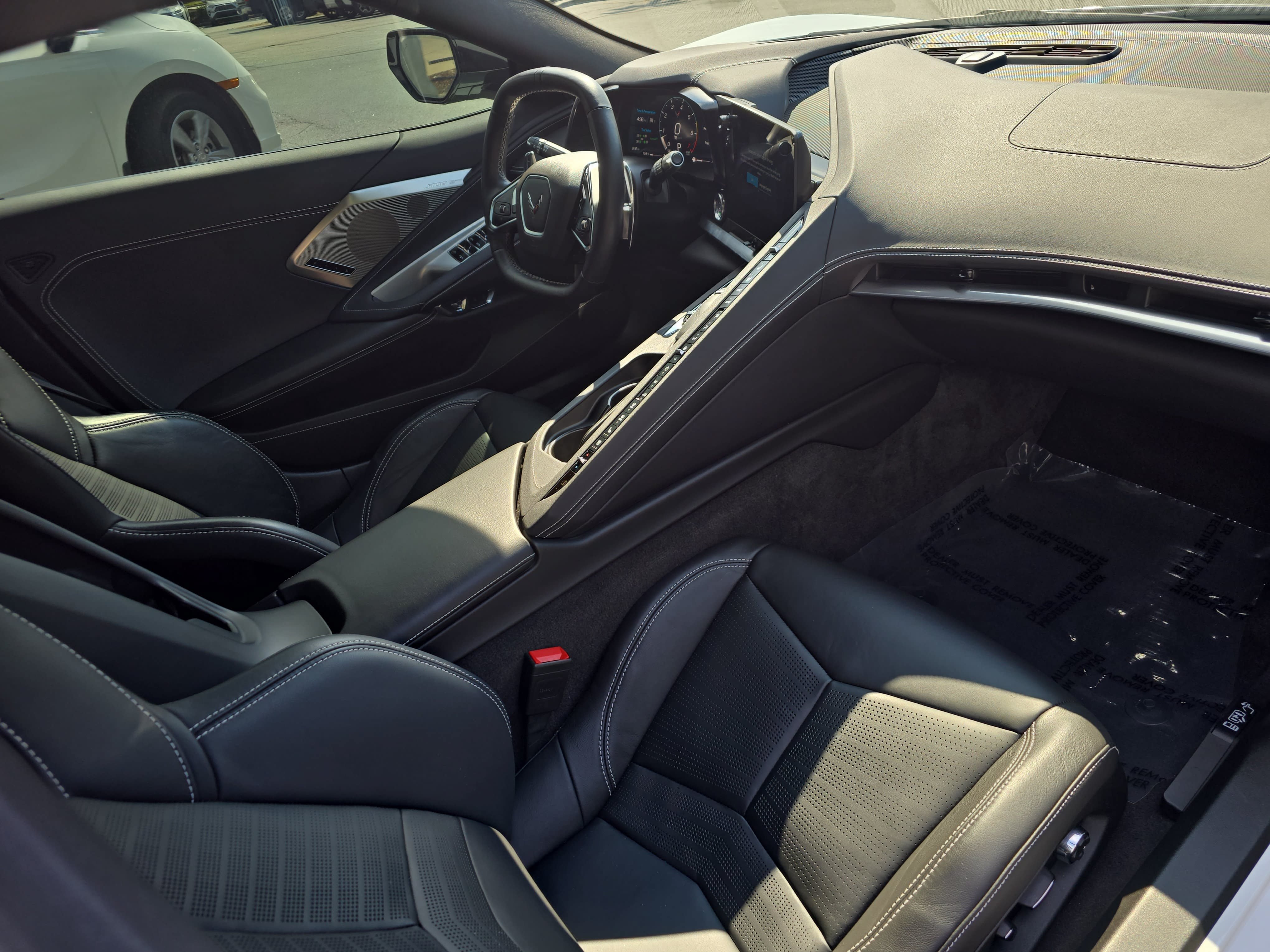 Used 2024 Chevrolet Corvette Stingray Preferred Conv w/ Battery Protection Package RWD image 11