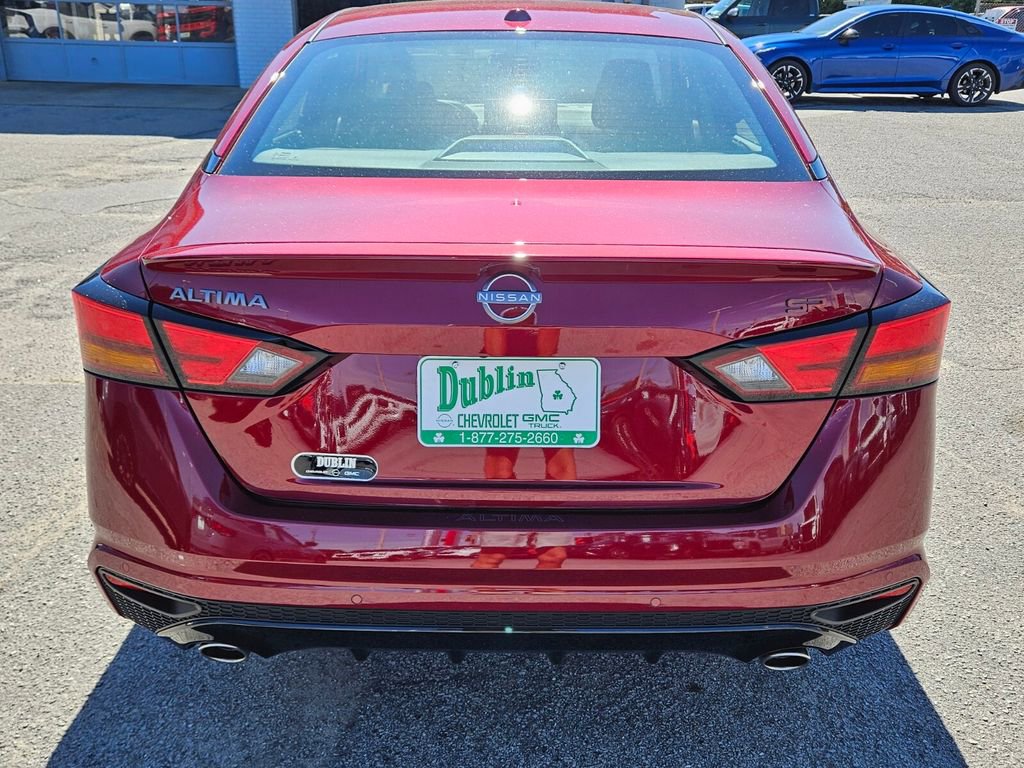 New 2025 Nissan Altima 2.5 SR w/ SR Premium Package image 8