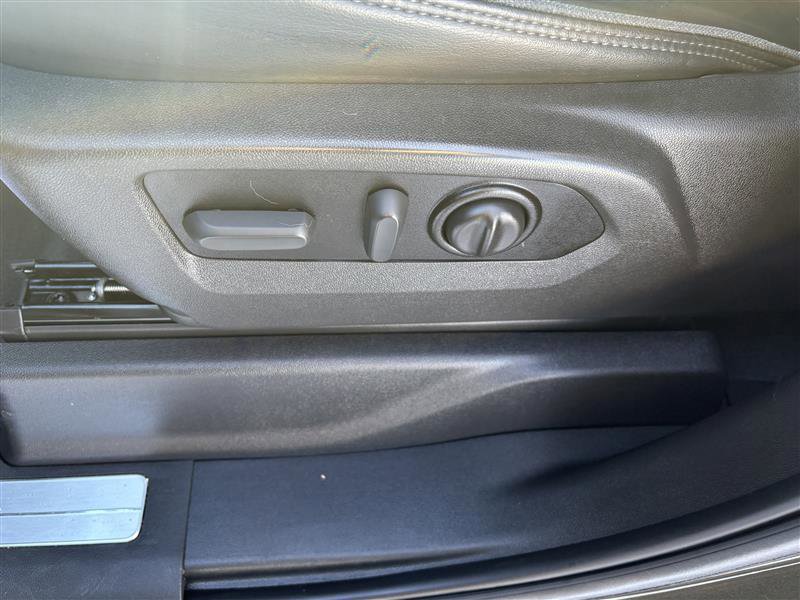 Used 2022 Chevrolet Silverado 3500 High Country w/ Technology Package image 12