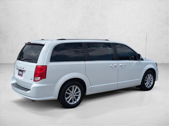 Used 2020 Dodge Grand Caravan SXT FWD image 5