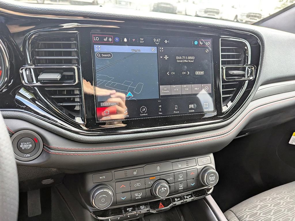 New 2025 Dodge Durango R/T w/ Blacktop Package image 13