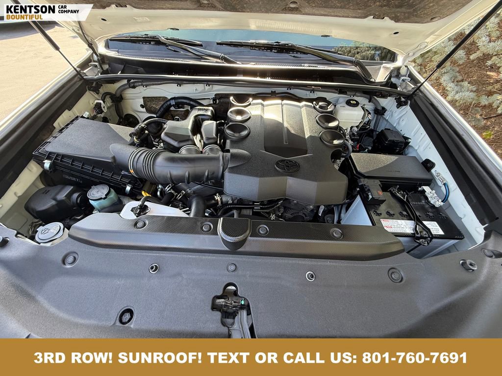 Used 2024 Toyota 4Runner SR5 Premium w/ Moonroof Package AWD/4WD image 38
