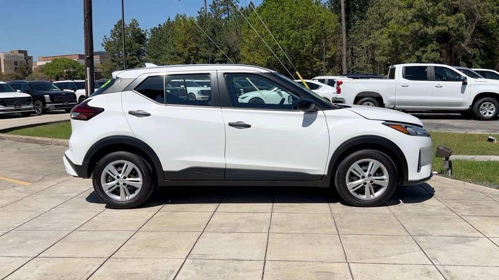 Used 2023 Nissan Kicks S image 16
