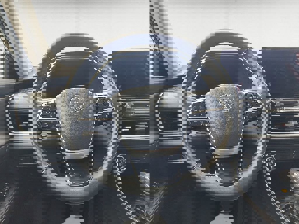 Used 2025 Toyota Grand Highlander AWD Hybrid image 12