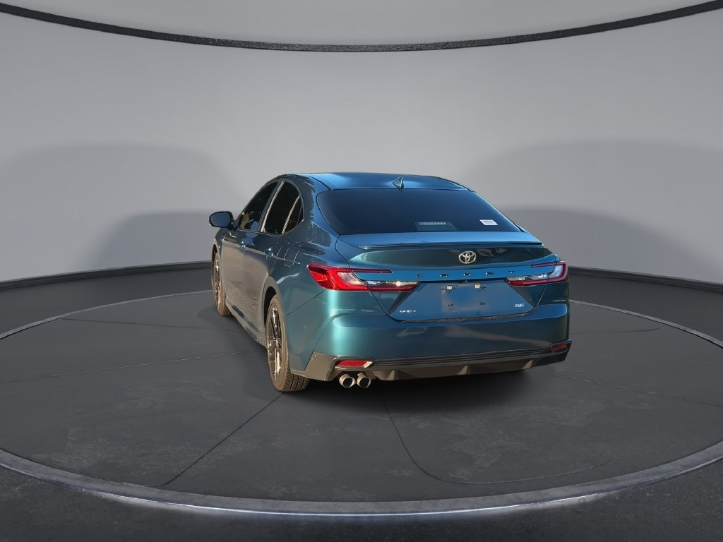 Used 2025 Toyota Camry SE FWD image 7