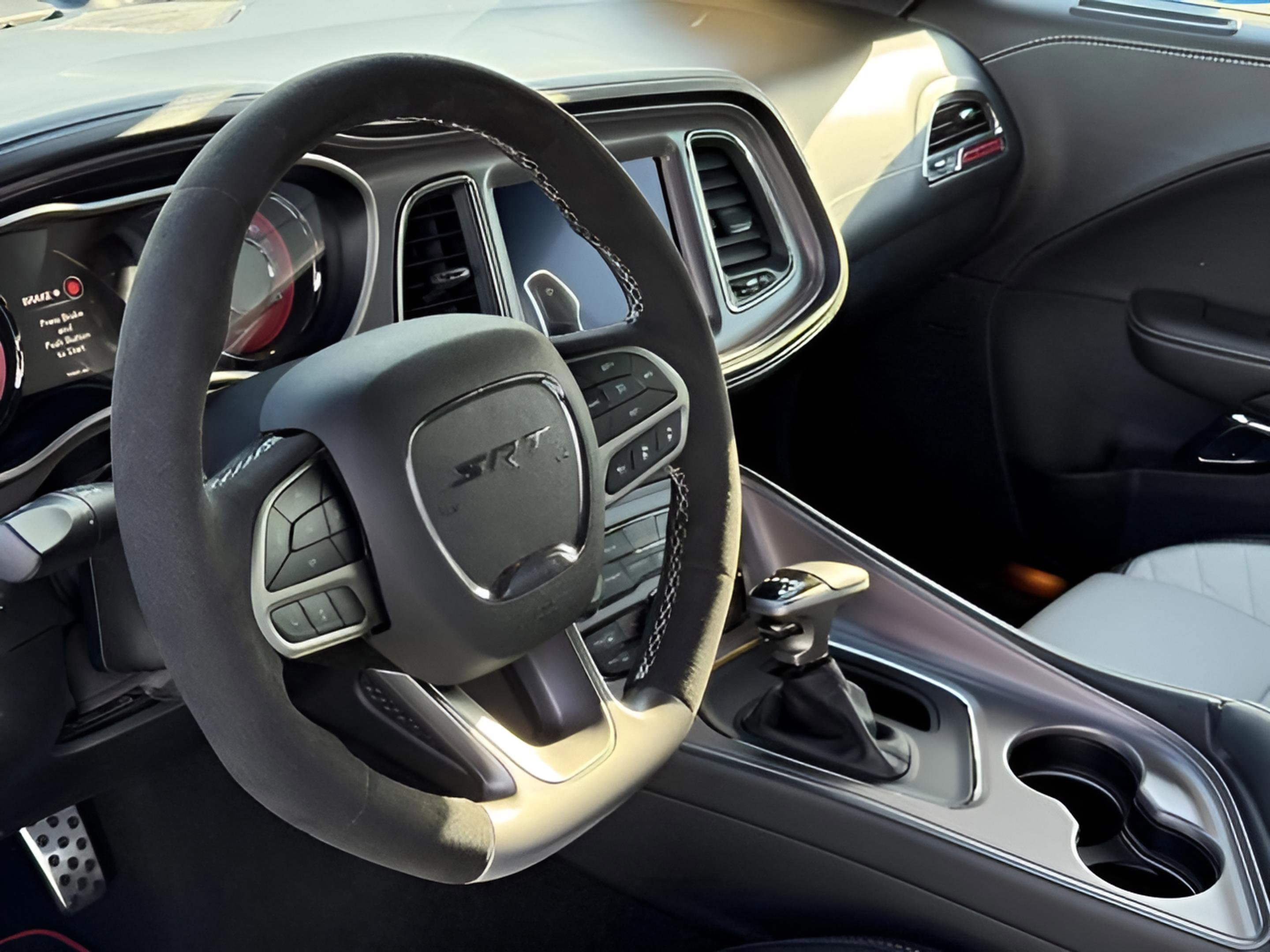 Used 2023 Dodge Challenger SRT Hellcat RWD image 16