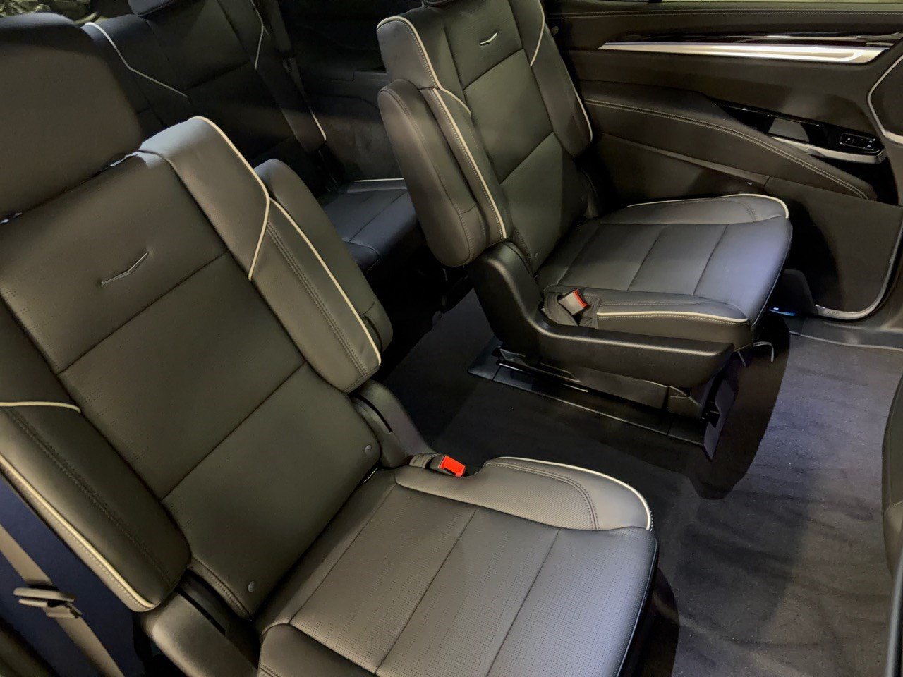 New 2027 Cadillac Escalade Sport w/ Touring Package AWD/4WD image 29