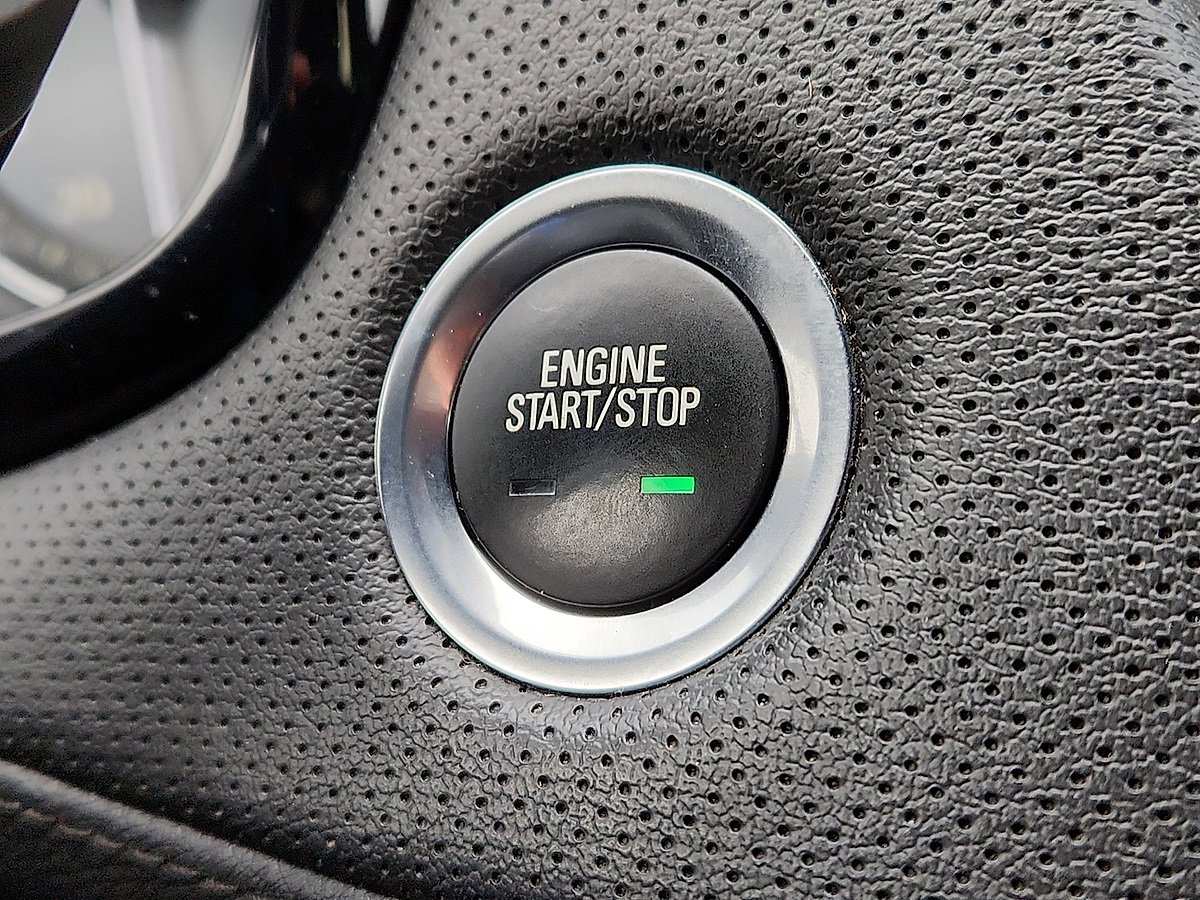 Used 2023 Cadillac XT5 Premium Luxury image 9