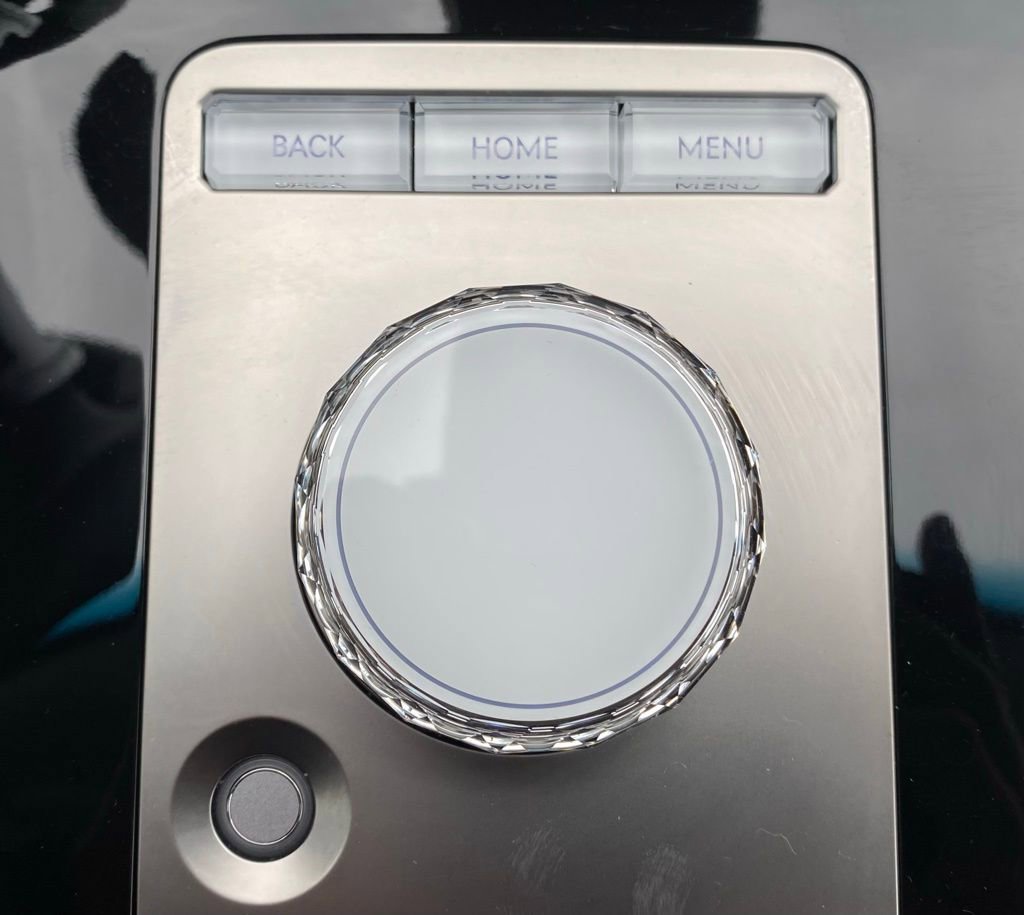 Certified 2025 Genesis GV80 2.5T image 17