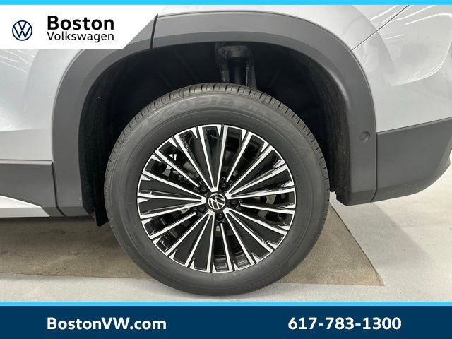 New 2026 Volkswagen Tiguan S AWD/4WD image 17
