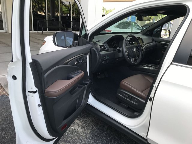 Used 2025 Honda Ridgeline RTL image 15