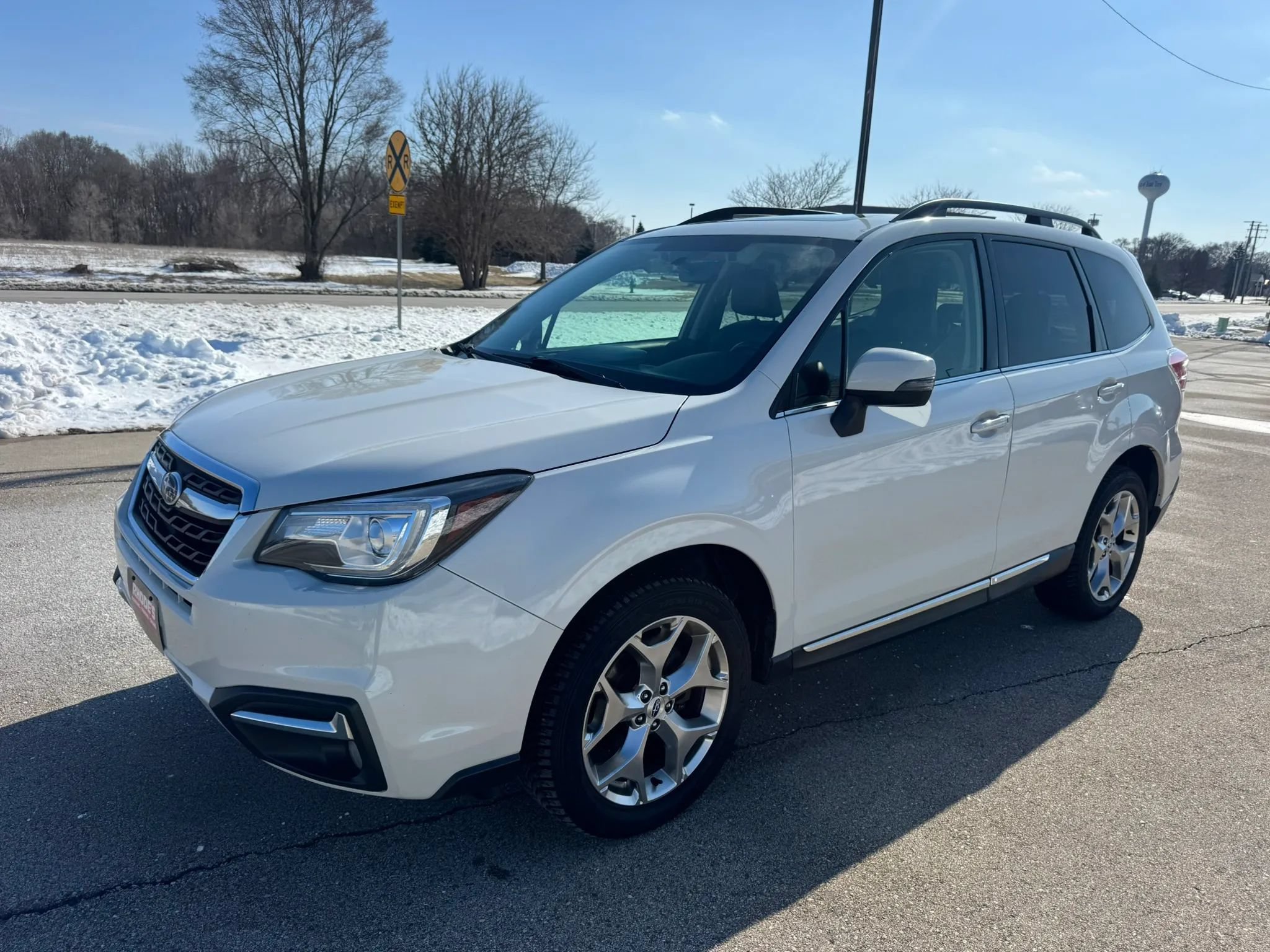 Used 2018 Subaru Forester 2.5i Touring w/ Popular Package #2 AWD/4WD image 3