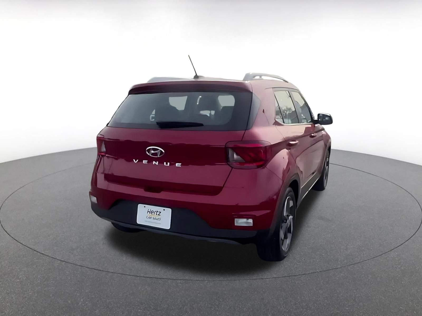 Used 2025 Hyundai Venue SEL image 14