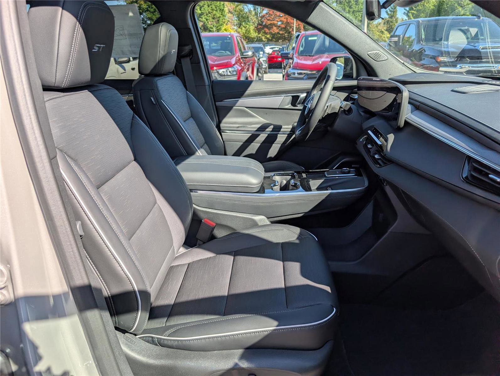 New 2026 Buick Enclave Sport Touring w/ Power Package image 8