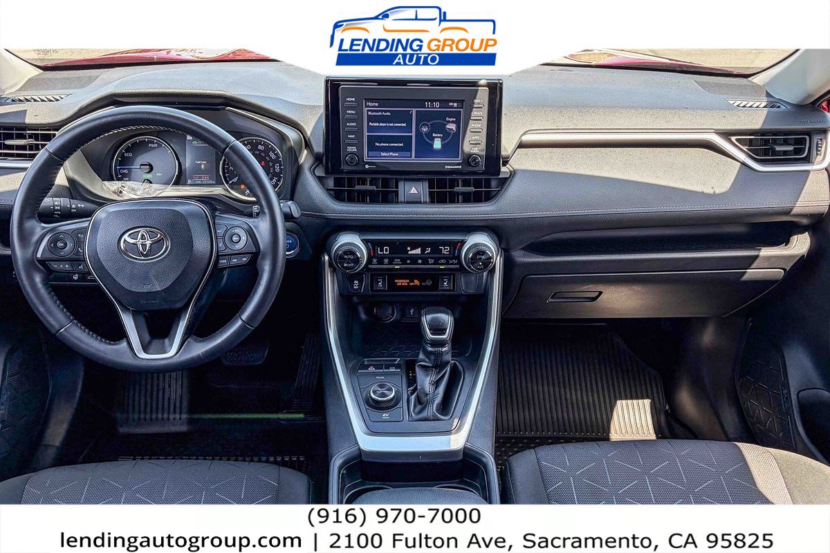 Used 2020 Toyota RAV4 XLE w/ Convenience Package AWD/4WD image 11