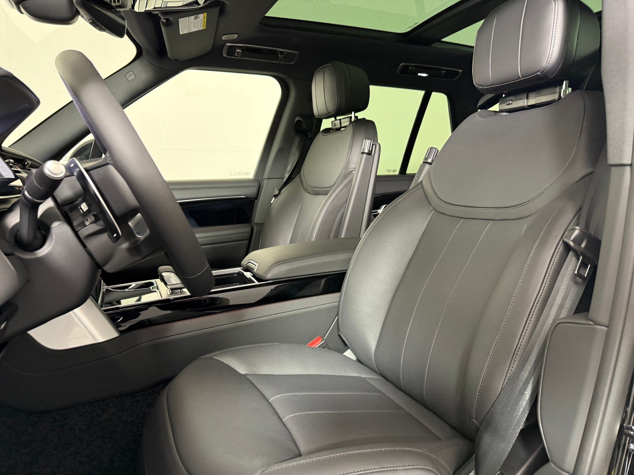 New 2026 Land Rover Range Rover SE AWD/4WD image 26