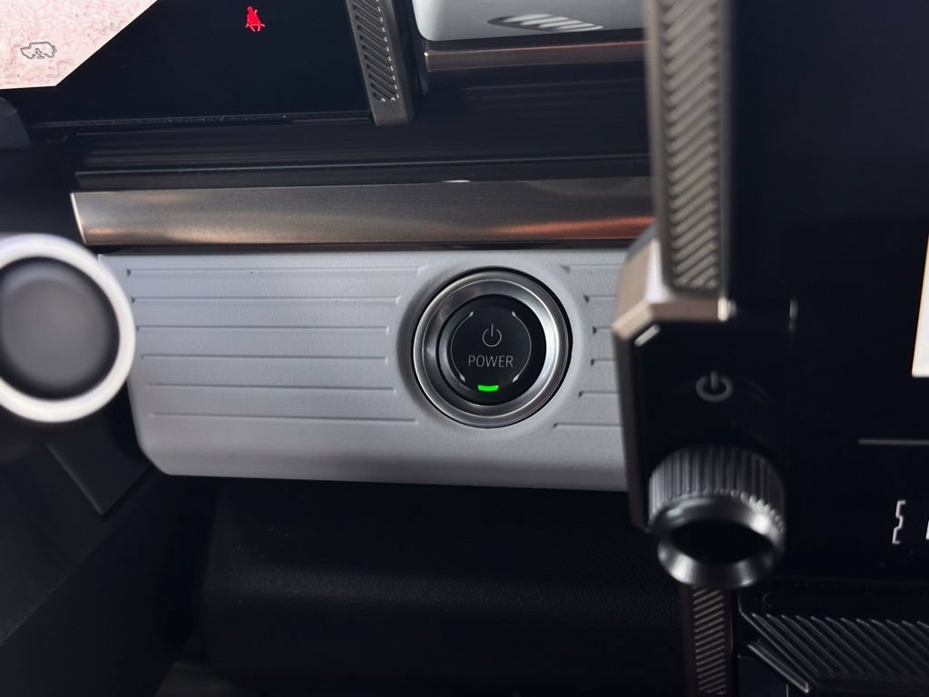 Used 2025 GMC Hummer EV 3X AWD/4WD image 16