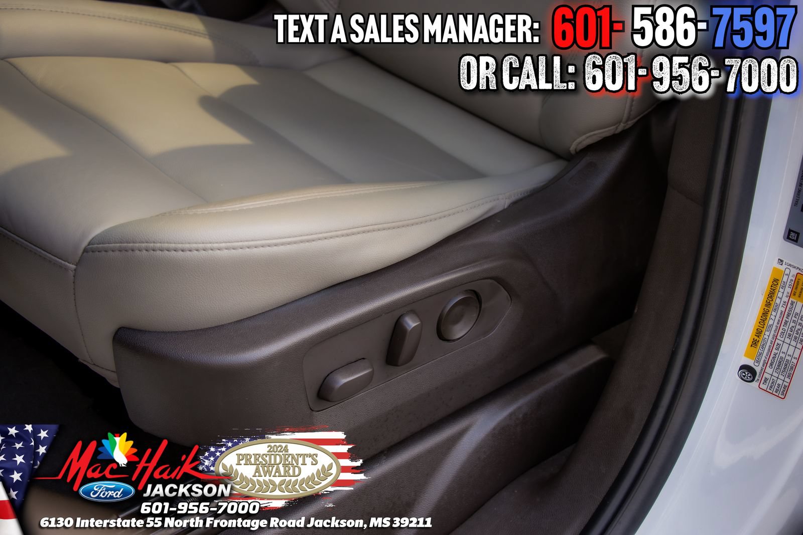 Used 2021 Chevrolet Tahoe Z71 w/ Luxury Package AWD/4WD image 7
