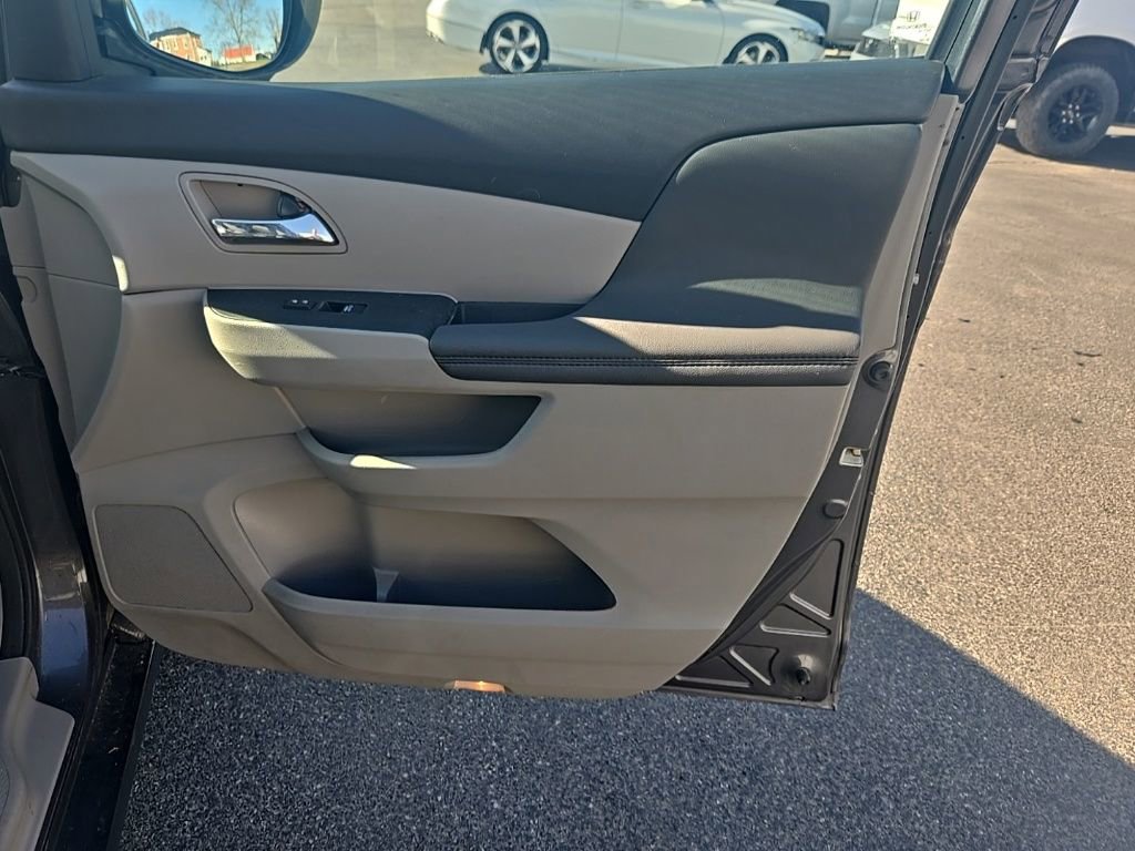 Used 2016 Honda Odyssey EX-L image 30