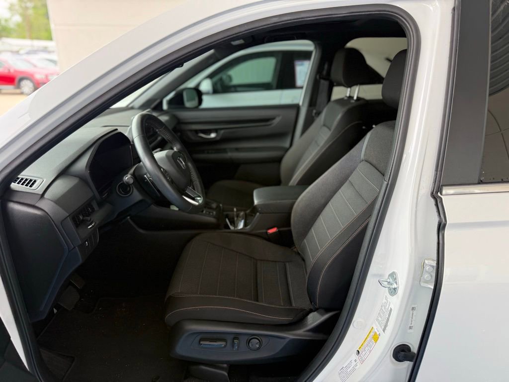 Used 2023 Honda CR-V Sport image 17