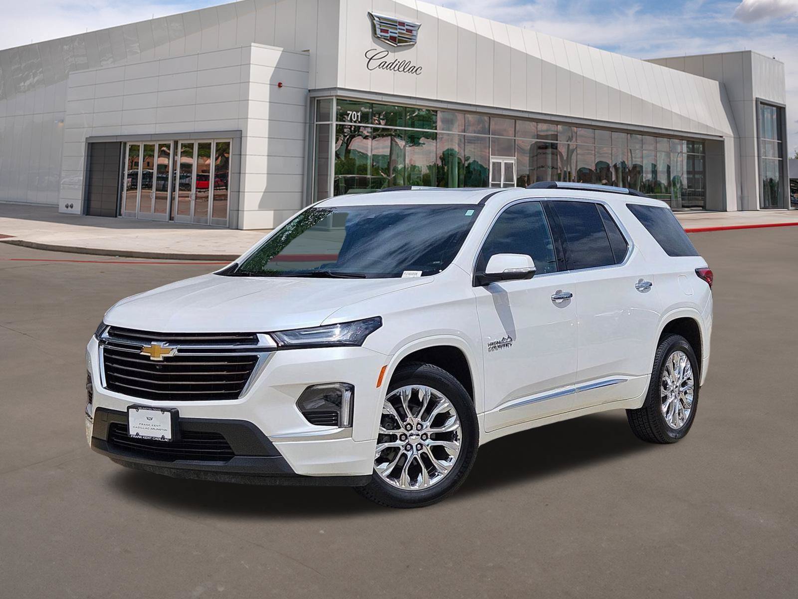 Used 2023 Chevrolet Traverse High Country AWD/4WD image 1