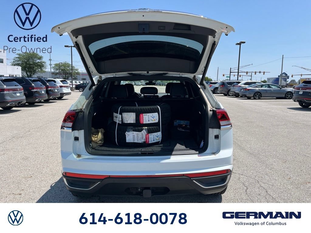 Used 2024 Volkswagen Atlas Cross Sport SE AWD/4WD image 12