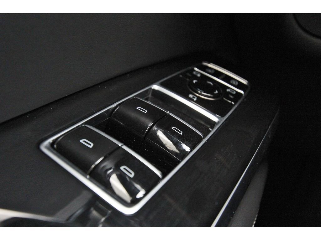 New 2026 Cadillac Escalade V image 16