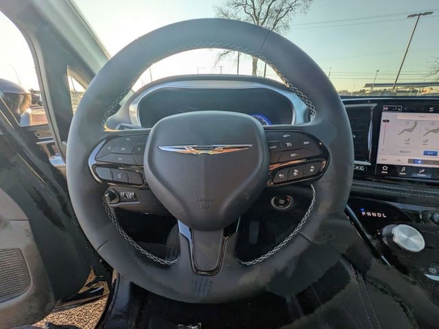 New 2026 Chrysler Pacifica Limited w/ S Appearance Package AWD/4WD image 20