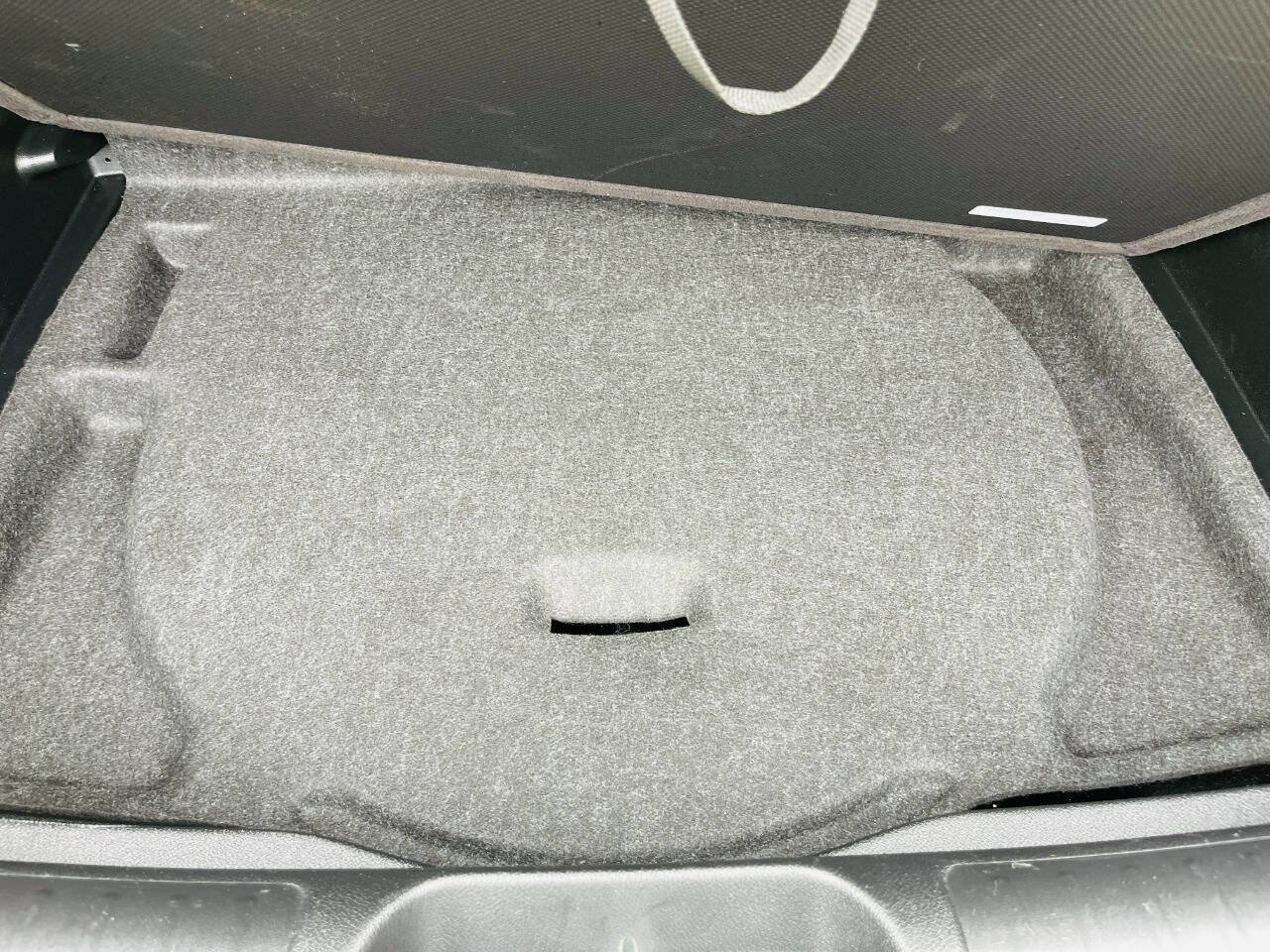 Used 2019 Jeep Cherokee Limited image 29
