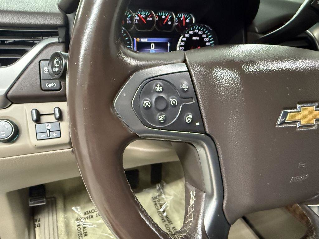 Used 2015 Chevrolet Suburban LTZ image 21