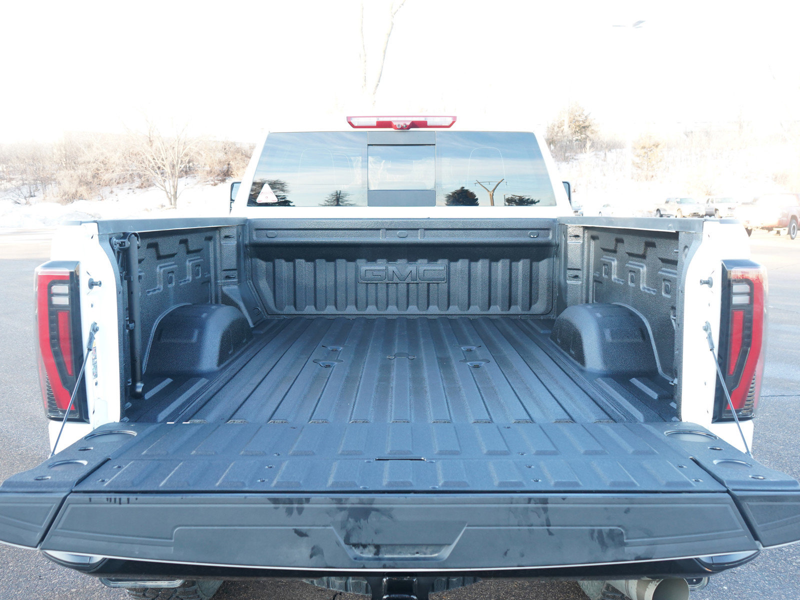Used 2025 GMC Sierra 2500 AT4X image 16
