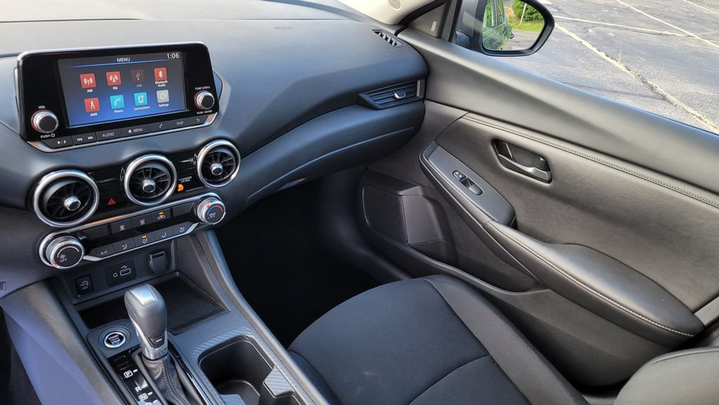 Used 2025 Nissan Sentra S FWD image 23
