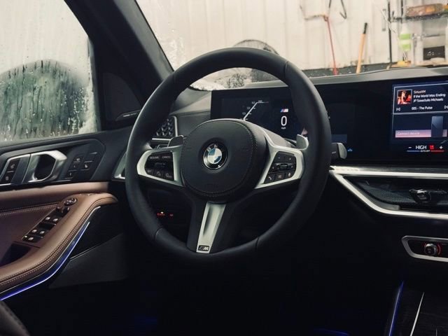 New 2026 BMW X5 xDrive40i w/ M Sport Package image 28