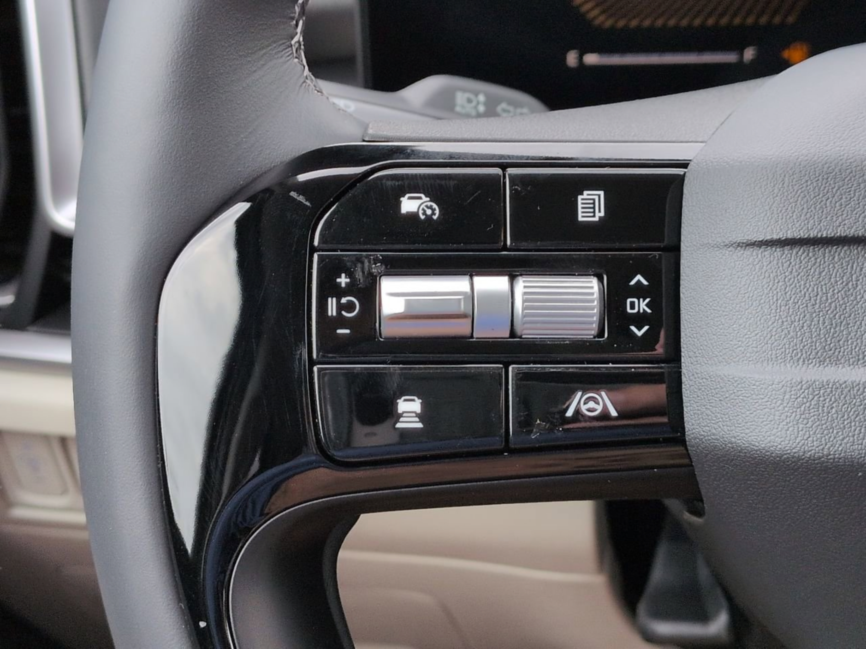 New 2026 Kia Sorento S w/ S Panoramic Sunroof Package FWD image 30