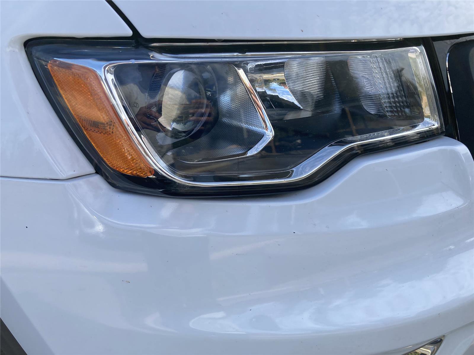 Used 2018 Jeep Grand Cherokee Laredo image 10