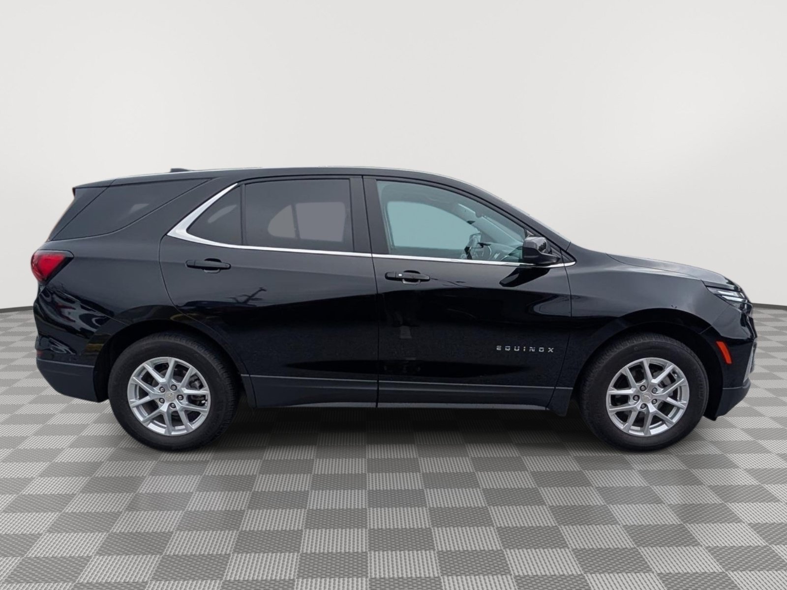 Used 2023 Chevrolet Equinox LT FWD image 6