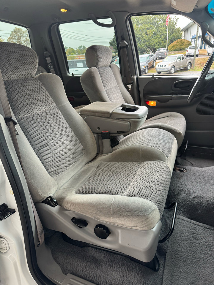 Used 2001 Ford F150 XLT image 16