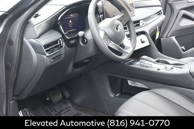 Certified 2026 INFINITI QX60 Pure w/ Cargo Package AWD/4WD image 7