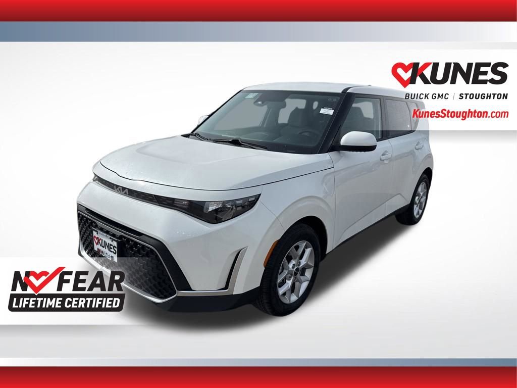 Used 2025 Kia Soul LX image 5